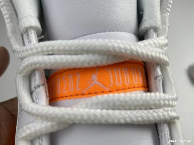 Rep 11 AIR BRIGHT AH7860-139 RETRO LOW CITRUS JORDAN 0811
